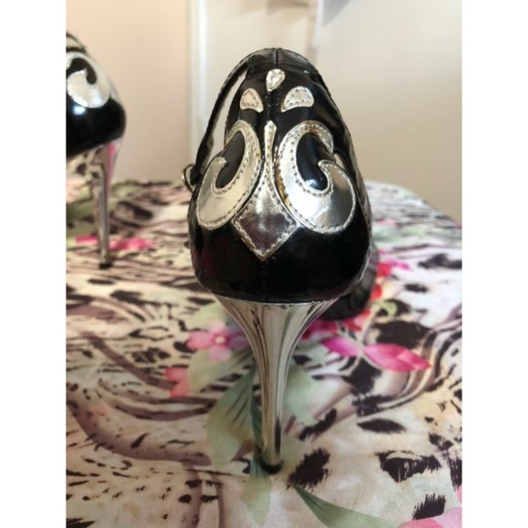 high heels - Picture 5 of 6